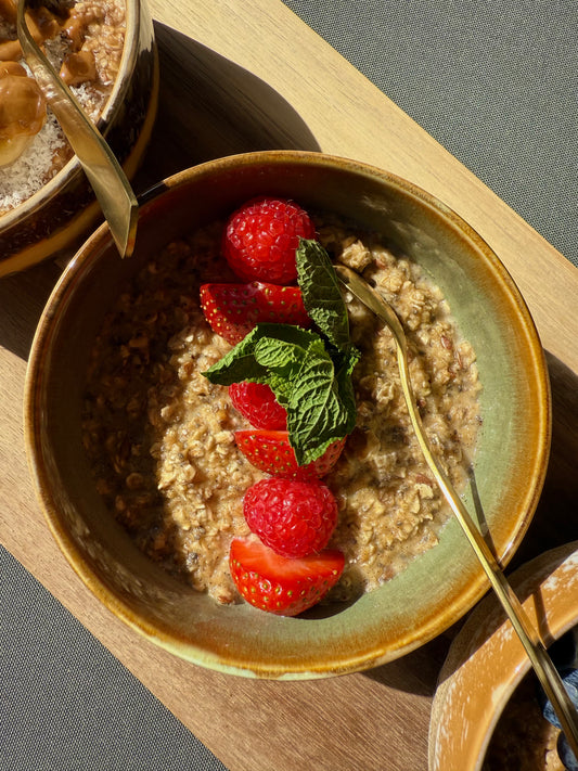 Warm Cinnamon Cookie Protein Oats